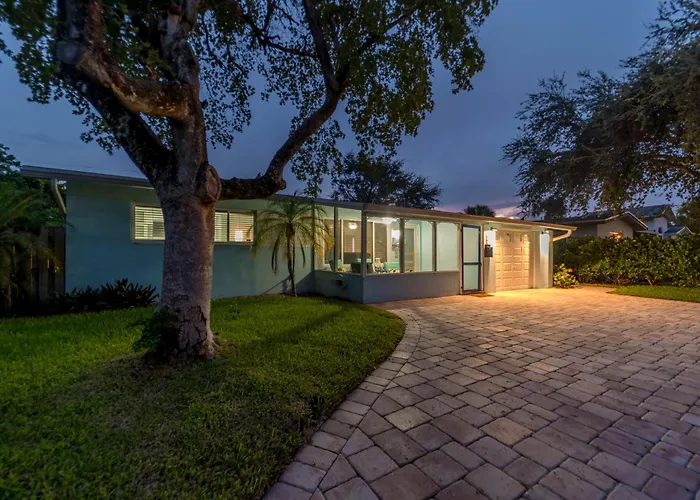 Deerfield Beach Boca Raton With Pool 1 Mile From The Beach